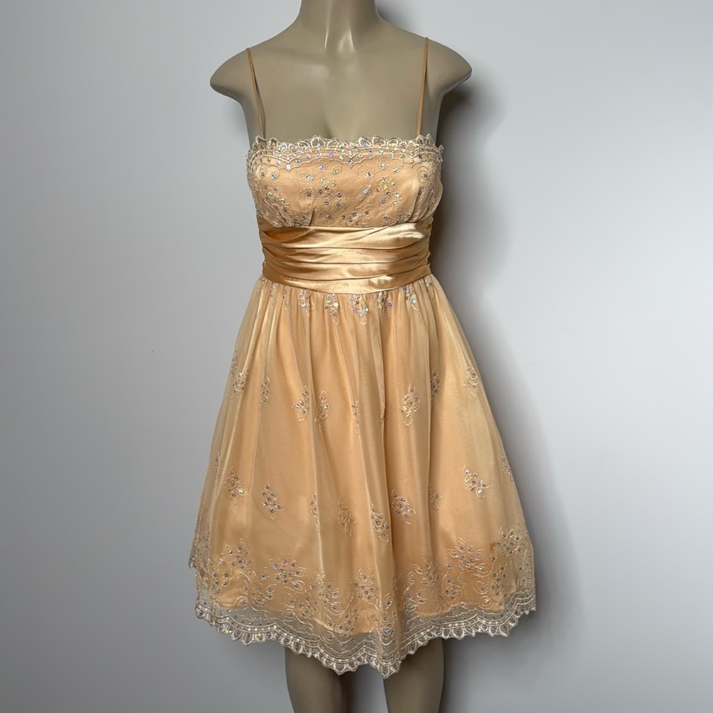 Jodi Kristopher size 5/6 gold dress
